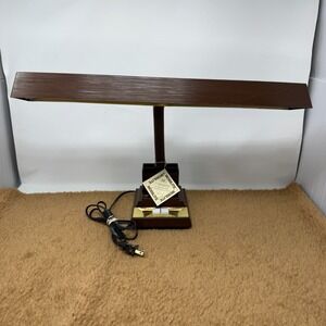 VTG Mobilite Model 121 Desk Lamp Good Shape w/ Tag See Pics WORKS